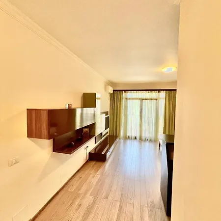 Castel مامايا